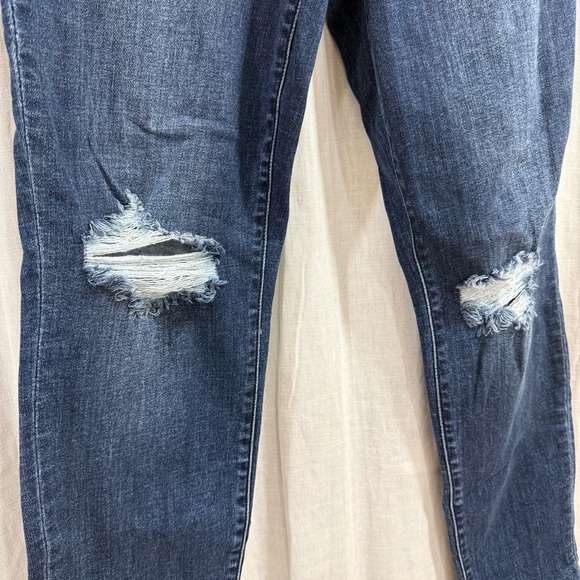 Judy Blue Ready or Not Mid Rise Distressed Slim Fit Jeans - Picture 3 of 7